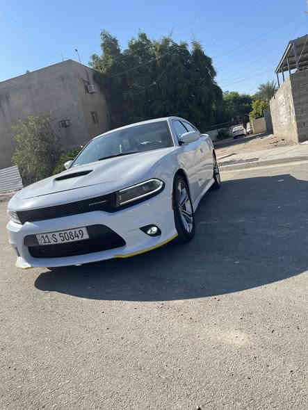 (جارجر  GT PLUS  جيتي  بلاص )
(‏‎ وكاله هارلم ام ضمان داخل احمر )
‏‎الموديل : 2022 . (سياره خليجي وكاله هارلم ) 
‏‎( المحرك : 6V 3600. ) 
‏‎(سياره كفاله عامه لا صبغ ولا بارد ) 
‏‎العداد :38  شرط الفحص  ( سياره جديده ) 
‏‎(سياره بلاديه كله علا ايدي من الزيرو )
‏‎(لون ابيض ❤️‍🔥 ⚜️ داخل احمر بلادي ) 
( رقم بغداد بسمي الجديد تحويل ثاني يوم )
‏‎المواصفات :
‏‎* نسخة  GT PLIS
‏‎* نقطة عمياء . 
‏‎* حساسات خلفية . 
‏‎* رادار جانبي مع مانع تصادم.
‏‎* شاشه كبيرة مع نظام ملاحة نفكيشن GPS .
‏‎* سستم صوت الپاين مع سماعات پريميوم .
‏‎* ويل قياس 20 انج . 
‏‎* مصابيح امامية زنون . 
‏‎* كشافات الضباب زنون . 
‏‎* فتحت سقف (سلايد) . 
‏‎* مقاعد رياضية من الجلد الفاخر . 
‏‎* المقاعد الأمامية كهربائية . 
‏‎* ذاكرة لحفظ وضعيات الجلوس (ميموري) . 
‏‎* مقاعد أمامية تبريد وتدفئة . 
‏‎* تشغيل عن بعد . 
‏‎* ستيرن كهربائي . 
‏‎* تدفئة ستيرن . 
‏‎* محدد سرعة . 
‏‎* تلفون بلوتوث . 
‏‎* كاميرا خلفية .
‏‎* مرايا متحسسة للاضاءة العالية .
‏‎* كير شفتر بالستيرن . 
‏‎* دخول ذكي (بصمة) .
السعر  330
سياره ماخذه زيرو من شركه هارلم 
و ماكو هيج سياره بهيج سعر  سياره خليجيه 📍
قطعة نادره سياره استخدام شخصي 1
‏‎رقمي ***********
مكاني بغداد 
‏‎
