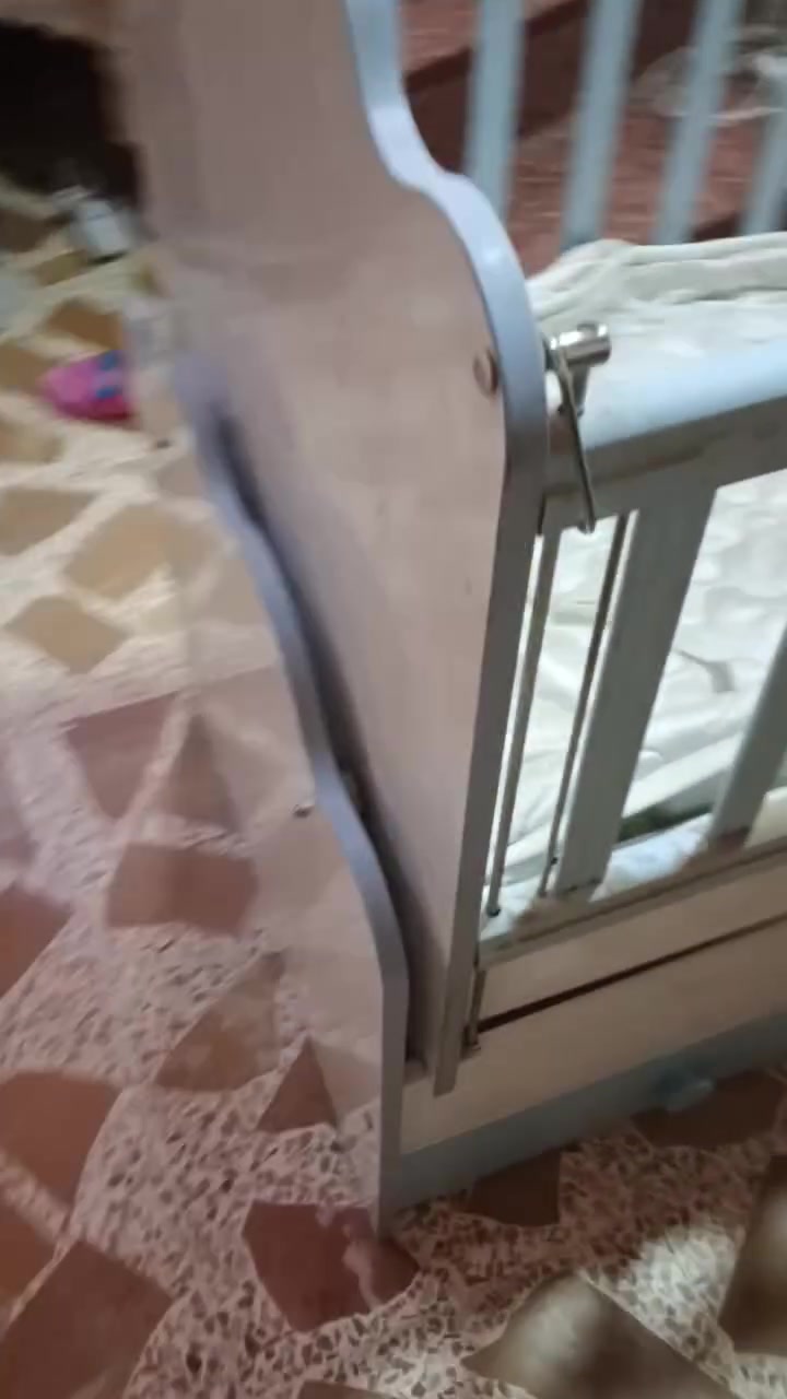 سرير طفل هزاز البيع نظيف


**إذا كنت صاحب هذا الإعلان وتريد حذفه لأي سبب، رجاءا أرسل رسالة إلى الدعم الفني**