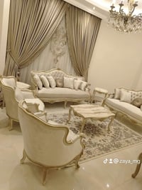 معمل ومعرض الحسيني للاثاث مستعدون لعمل جميع الأشكال و الأنماط حسب الطل...
