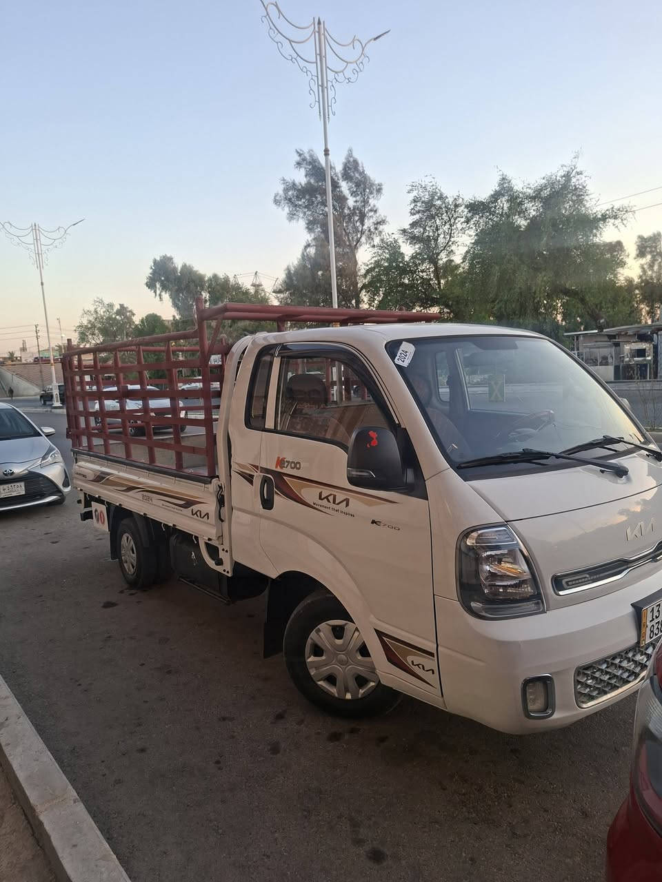 كيه بنكو مفتوح للبيع موديل ٢٠٢٤سيارا مكفوله بس باب لعبري مبدل طخ بصيطا فقط بسلباب بدون داخل ولاصبق ولباقي كفاله رقم ميسان لعماره تحويل مباشر ثاني تبريد ذلج سياره جاهزألف ماتخسرعليها لعنوان ميسان لعماره لمزبانيه سعر 143ولموشراي لايخابر***********

