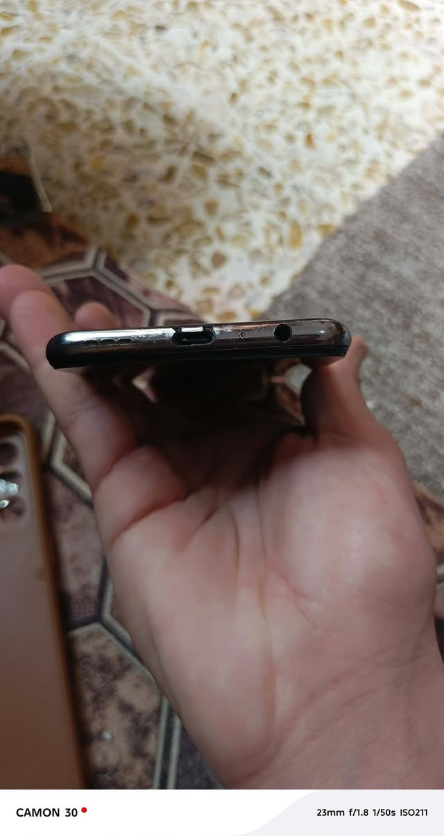 ريلمي كيو 3 برو
ذاكرة 128
رام 8+5
بطارية 4500
شحن سريع 50 واط
تصوير فيديو 4k
معالج سناب دراجون 768G
بوبجي 60 فريم 
مبدل شاشة اصلية بدون تقطيع شرط 
بصمة متوقفة بسبب تبديل الشاشة 
نضافة موضحه ب صور 
سعر 110 وبي مجال حك جيه


**إذا كنت صاحب هذا الإعلان وتريد حذفه لأي سبب، رجاءا أرسل رسالة إلى الدعم الفني**