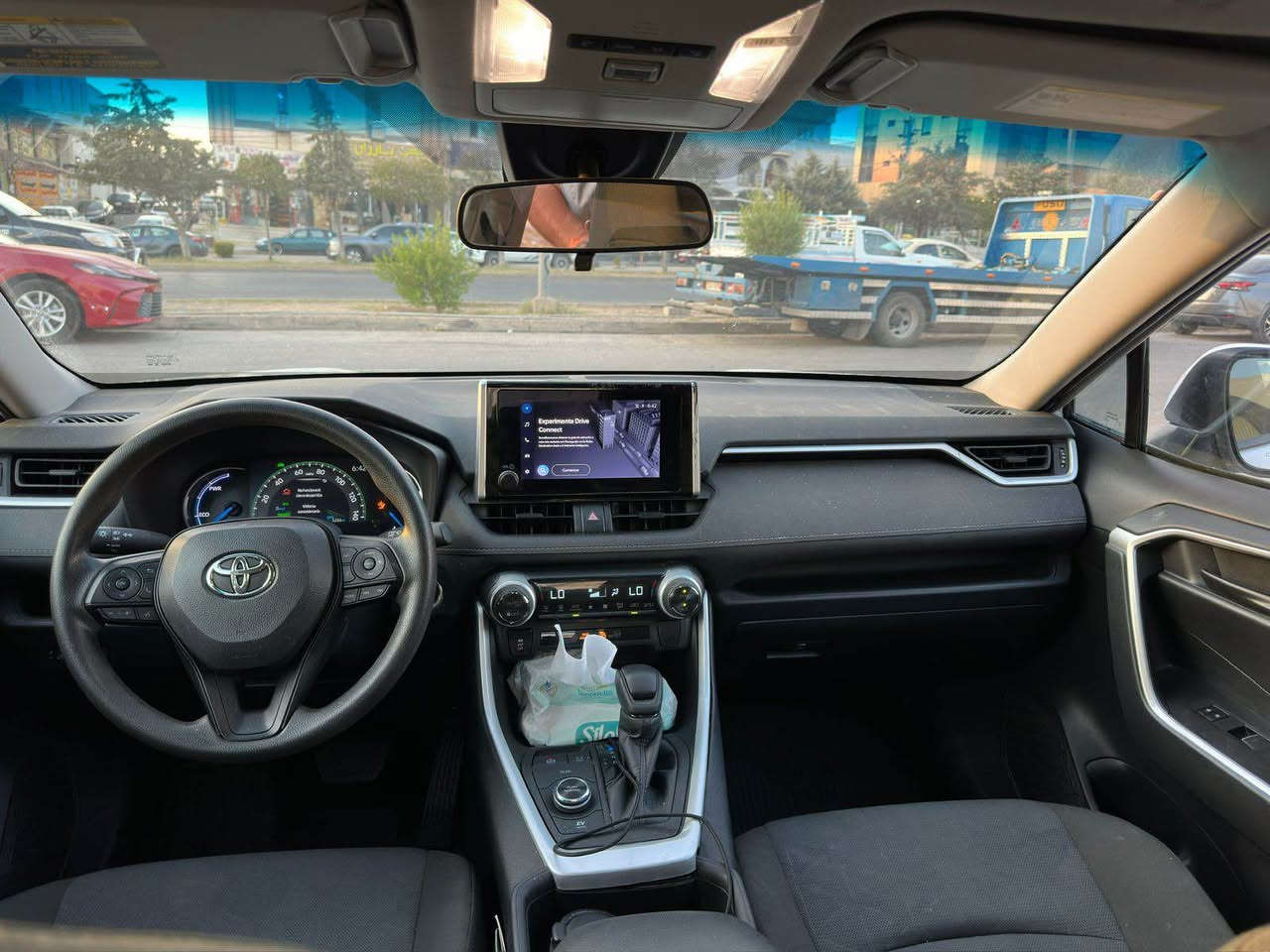 السلام عليكم 
تويوتا موديل 2024
سعر : 178 ومجال 
اللون : ابيض 
عداد المسافة : 5 الف 
حجم المحرك : 2.5L ( 4.سلندر ) هايبرد 
ملاحطة السيارة : عام صبغ بدون دواخل و ارباگات امامى و خلفى كبس سياره كامله و جاهزه دينار مصرف ما بيها بشرط فحص ✅

ارباگ فقط پرده طاك 

المواصفات : XLE

دةبل اكسل (𝐀𝐖𝐃)
كيج الكـــترونـــي
‏‎ابـــواب بصمة
‏‎بصمة تشغيل 
تشغيل عن بعد (𝐑𝐄𝐌𝐎𝐓𝐄 𝐒𝐓𝐀𝐑𝐃)
‏‎شاشة كبير لمس
كامــــيرا
هاند بريك بصمة
اوتو هولد (𝐀𝐔𝐓𝐎 𝐇𝐎𝐋𝐃)
اوتو ستارات (𝐀𝐔𝐓𝐎 𝐒𝐓𝐀𝐑𝐓)
اوتو ستوب (𝐀𝐔𝐓𝐎 𝐒𝐓𝐎𝐏)
رادار امامي (تحديد مسار)
‏‎رادار جانبي (نقاط عمياء)
‏‎رادار خلفي (التحذير من الاصطدام)
‏‎حساسات امامي
‏‎حساسات خلفي 
نظام (𝐄𝐂𝐎)
نظام (𝐍𝐎𝐑𝐌𝐀𝐋)
نظام (𝐒𝐏𝐎𝐑𝐓)
نظام (𝐒𝐇𝐎𝐖 𝐧𝐨/𝐨𝐟𝐟) 
نظام (𝐌𝐔𝐃&𝐒𝐀𝐍𝐃) 
نظام (𝐑𝐎𝐂𝐊&𝐃𝐈𝐑𝐓)
نظام (𝐏𝐔𝐒𝐇 𝐍𝐎𝐑𝐌𝐀𝐋)‏‎
تحكمات استيرن 
‏‎كشنات كهربائي 
‏‎كشنات هيتر
‏‎تبريد لمس
‏‎تبريد مركزي 
‏‎صندوق شفط كهربائي 
‏‎لايتات ليـــLEDـــد عدسة زينون بيلادي
‏‎بلوجكترات ليـــLEDـــد بيلادي
‏‎بكلايتات ليـــLEDـــد بيلادي
‏‎ويـــل كـــروم 

تفاصيل اكثر الاتصال علی ارقام التاليه ‏
واتساب 
☎️ ***********

عنوان📍عقره اكر, نينوى
