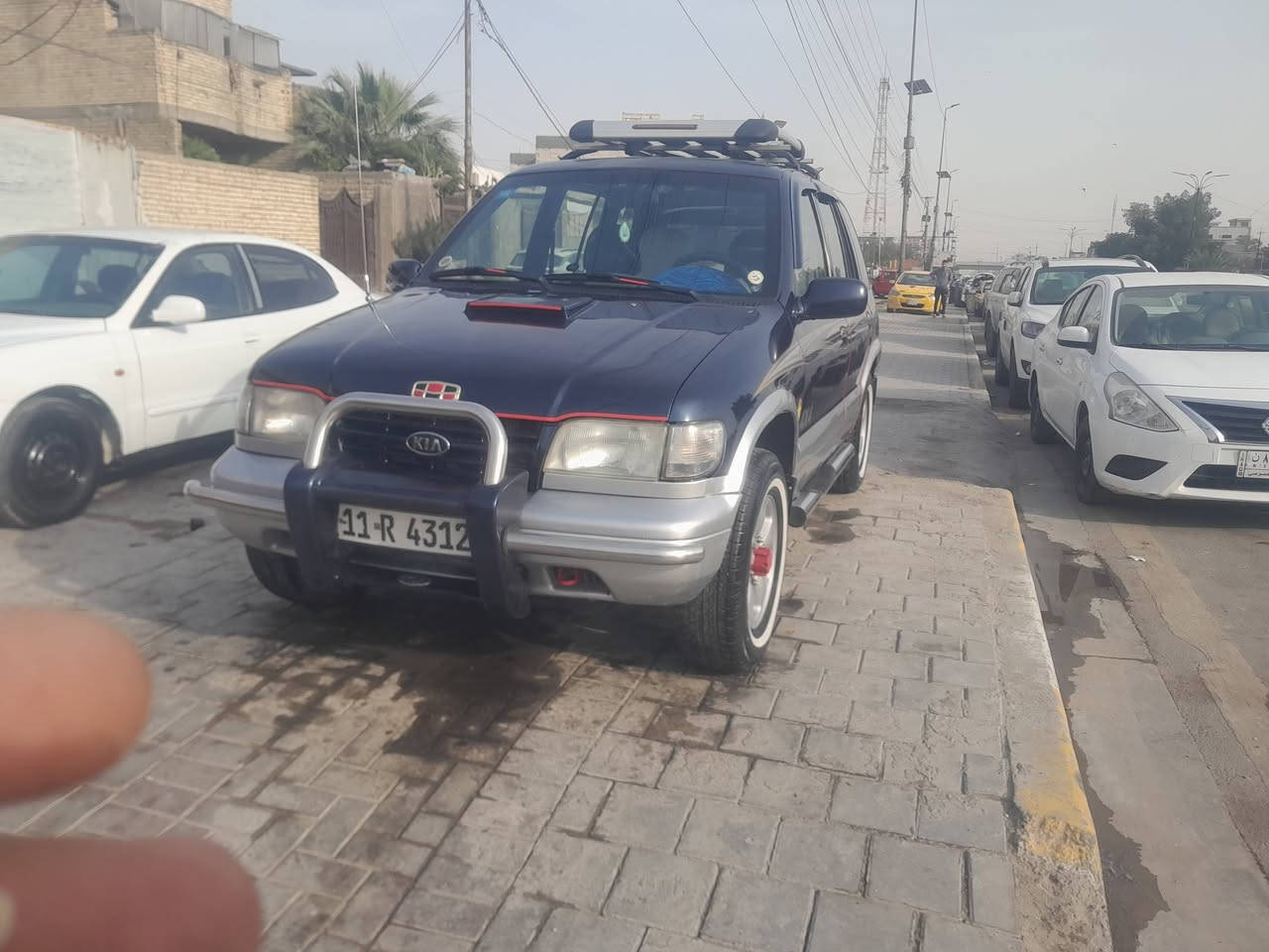 سبورتج للبيع موديل ١٩٩٤ سياره مصبوغه للجماليه تخم تاير سياره حلوه سعر ٥٥ وبيه مجال ***********
