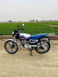 دراجة سيفان موديل 2022  محرك ما مفتوح  كهربائيات كلها شغالة ، لايت زنو...