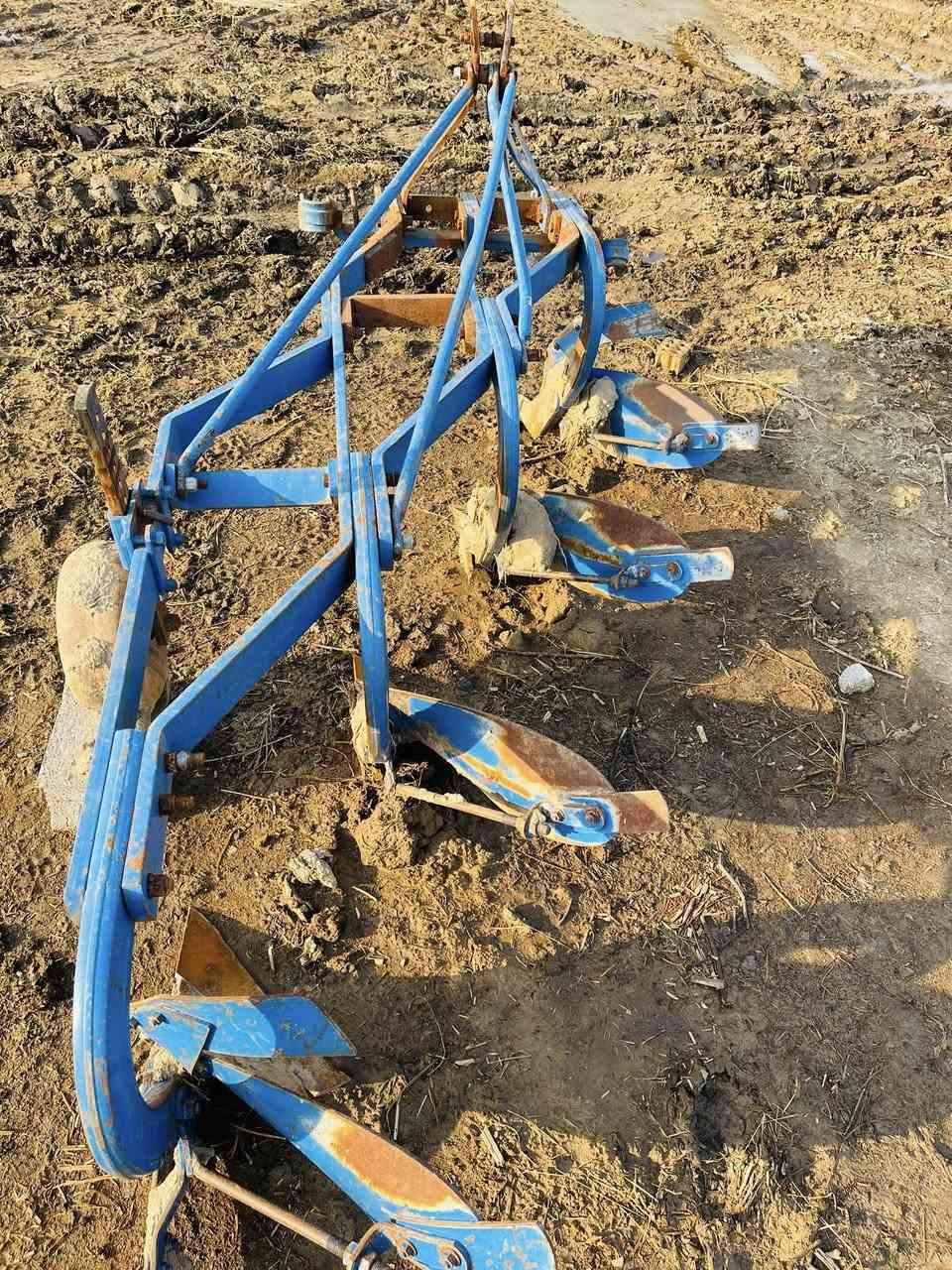 فدان البير حجم 16 للاتصال والاستفسار يتصل عله هذا الرقم ***********
