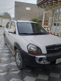 توسان ٢٠٠٩ • محرك ٢٠٠٠ • وارد كوري