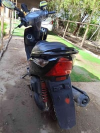 ماكس ثعلب • واقفة شهرين • مبدل