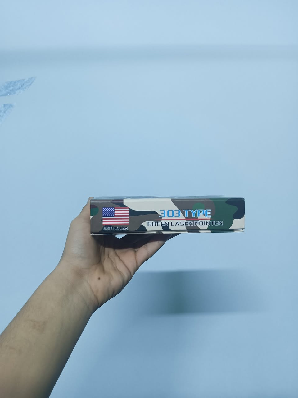 ليزر لون اخضر 💚 صناعه امريكيه 🇺🇲 جديد ويا مفتاح 🔑 تكدر تقفله 🔒 الليزر كله حديد وزن ثقيلل
..ملحقات.. 
شاحنه 
بطارية 🔋 عملاقة
مع المفتاح 
مع حبل 

سعر 15الف. 

يوجد توصيل جميع محافظات العراق.


**إذا كنت صاحب هذا الإعلان وتريد حذفه لأي سبب، رجاءا أرسل رسالة إلى الدعم الفني**