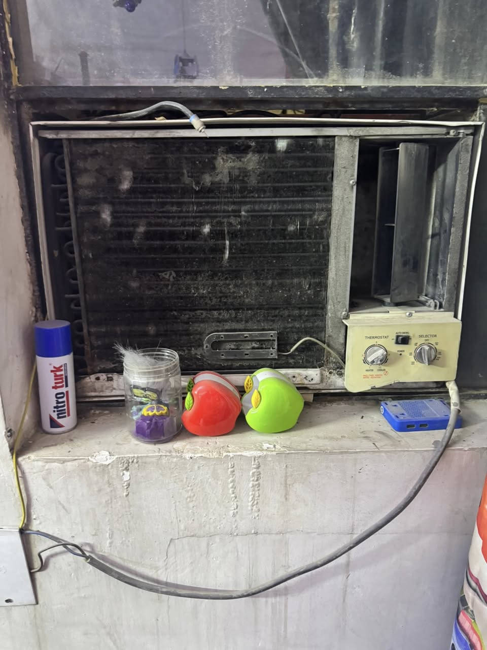 خمس سبالت ومكيفين نضيفات السعر خاص *********** العنون بغداد
