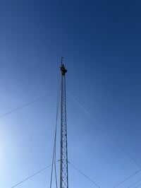 "🔥 تنصيب أبراج إنترنت بأفضل الأسعار! سرعة عالية في العمل 🔥. للطلب والا...