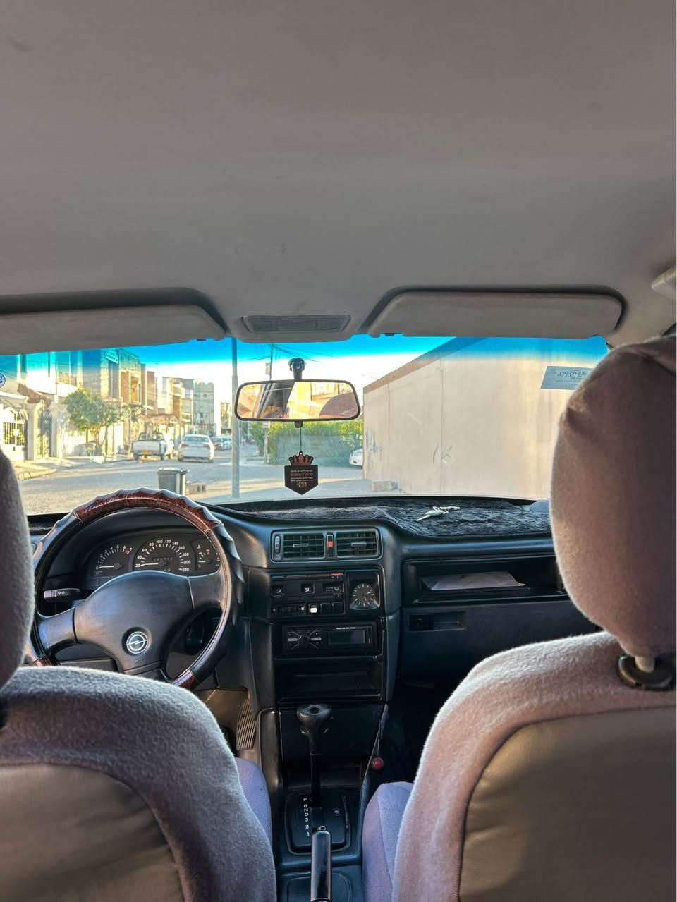 ‎مۆدیل ١٩٩٠
مەکینە ٢٠ ئۆتۆماتیک
سەنەوی و ژیبگەی تا ٢٠٣١ رەقەم باریک
پەمپە لۆ جوانی 
گێر و مەکینە و کا‎ Singapore


**إذا كنت صاحب هذا الإعلان وتريد حذفه لأي سبب، رجاءا أرسل رسالة إلى الدعم الفني**