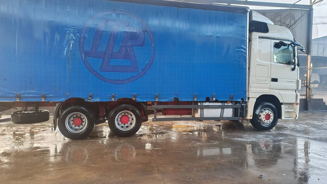 السلام عليكم 
سيارة اكتروس 2007 حجم 2544 كلج مواصفات رتايدر وثلاجة مزوج  وبالسنوية تك تاير شاصي عدل فحص وهزة جديد تحويل ثاني يوم  السعر 380$ وبيها مجال مكان السيارة اربيل 
للاستفسار  ***********
