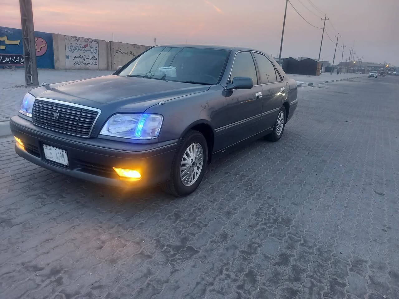 السلام عليكم للبيع جنون معلايه 2005 الرقم بصره السياره جاهزه محرك كير حداديه مكفوله كفاله كص ونقل جثه اوضربه اوصبغ السعر83 اوبيه مجال العنوان البصره الزبير الاستفسار علا الرقم *********** مكلف بل نشر
