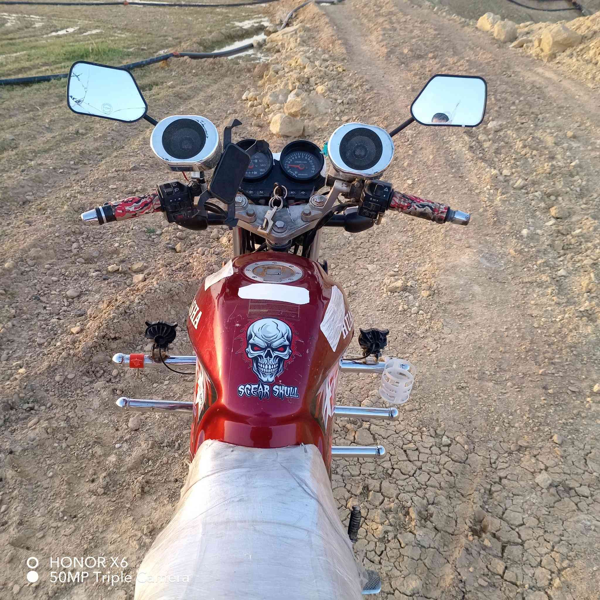 ماطور هيوشه للبيع موديل ٢٠١٨ أوراق كامله كمرك مابي نقص فول السعر ٧٠٠ وبي مجال للاستفسار الاتصال على *********** المكان هيت
