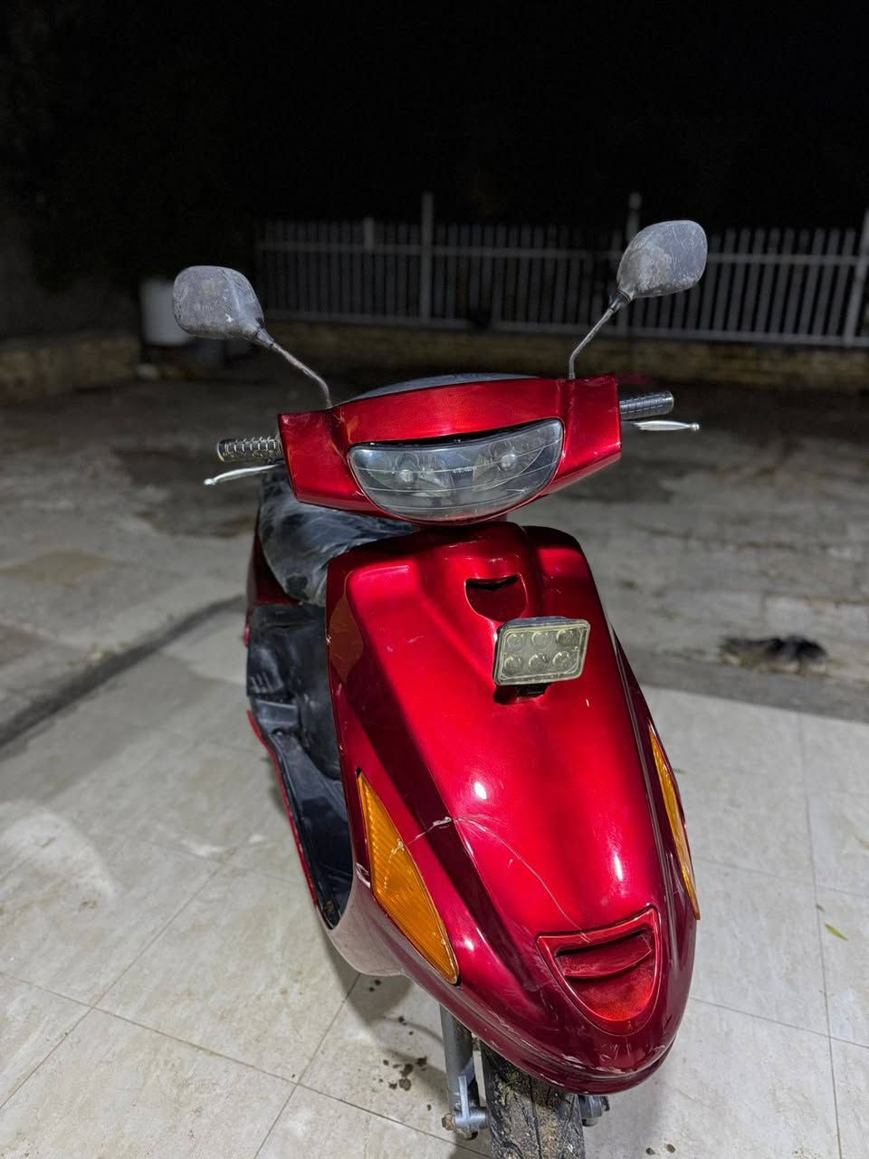 للبيع فراشة نثيه سعر300 وبيهة مجال المكان الديوانية حي الجامعة قرب الجدارية الرقم ***********
