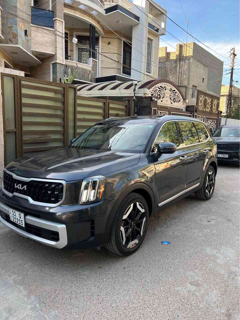 سلام عليكم تلورايد Sمديل 2023 رقم بغداد بسمي سياره جديده جديده معنى الكلمه مال بيت على يد وحده سياره ماشيه 31 الف سياره حادثها فقط بنيد ومصلح ومصبوغ نفسه والجاملغات بيهن بوارد قليله كلش  سياره ليبل واحد بدون تبديل صندوك جوانب كبس مواصفاتها 
🔴بصمة 
⚪️فتحة 
⚫️جلد ابيض 
🔵 شاشه متصل دجيتل 
🟠 مخرج تايبسي 8 
🟢 كشنات  منفصل VIP 
🟡 كشن كهربائي + دتفئه
🔵 مكينه 3800 سياره بعد بيها هواي مواصفات رادارات 360 درجه كأمره دواره سياره ماتصرف عليها ربع سياره حيل جديده مكاني بغداد السعر الشراي 278 وبيها مجال صوره الحادث بل منشور مرفق *********** بغداد, العراق
