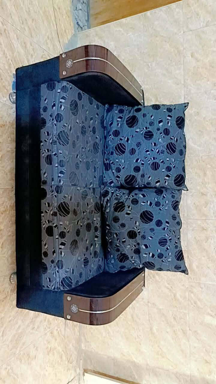تخم + قلايه شغاله + طباخ.... للبيع وب أسعار مناسبه جدا... لل أستفسار أدخل خاص او أتصل على الرقم ‏‪***********‬‏
