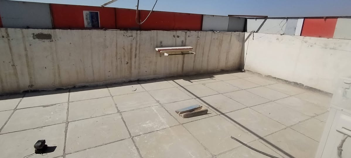 شقه للايجار في حي الفرات شارع المستوصف
تحتوي على ٢غراف ٤ في ٤ونص وا٤ف٣
صاله كبيره ٦ونص في ٤ من ضمنها المطبخ
حمام ٢ في ١ونص
تواليت ٢ في ١
براني ٣متر في ٧
الاستفسار عن هذا ***********
