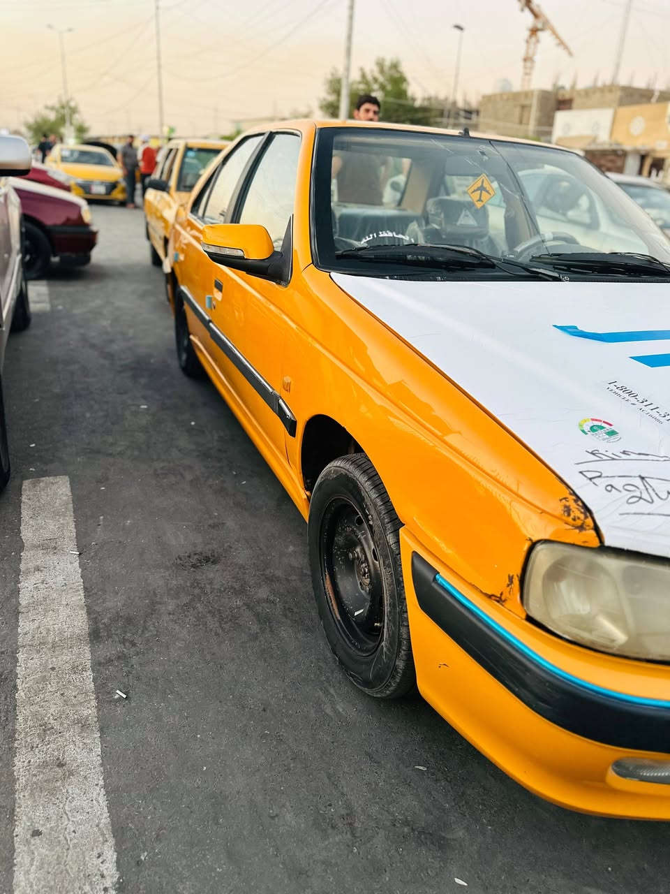 بارص 20سياره جاهزه كير مكينه تبريد تخم تاير بيها بارد واضح بالصوره الباب الخلفي وشويه بالحاجب مال لايت الايمن  السعر 55 وباقي التفاصيل اتصل واني حاضر ***********
