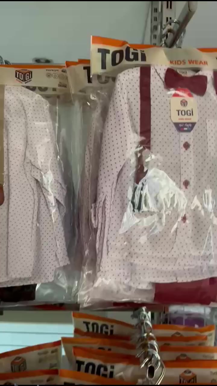 #شروة طقم عيد ولادي
العمر 5/8 سنوات
العدد 200 قطعة 
🎁 السعر + التفاصيل + طريقة التوصيل
على واتساب مباشرة ✅
اضغط زر WhatsApp 👇
وابعت كلمة: سعر


**إذا كنت صاحب هذا الإعلان وتريد حذفه لأي سبب، رجاءا أرسل رسالة إلى الدعم الفني**