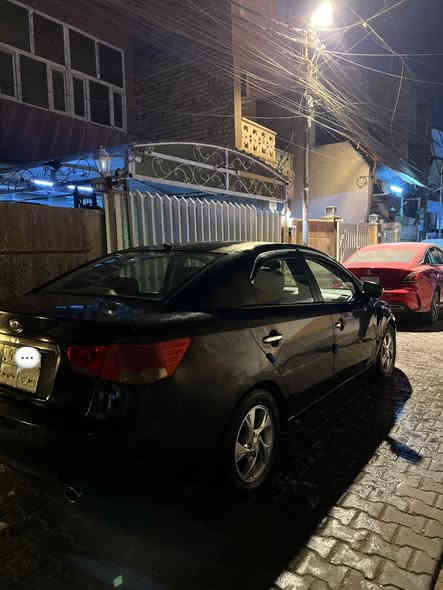 السلام عليكم سيراتو 2011 للبيع مكينة كير نضيفات تبريد ثلج منضوة كلها جديدة صار شهر من شديتها صدر نضيف كهربائيات كاملة شاشة بيها صبغ جاملغ خلفي و شوية بالبنيد  رقم سليمانية مكان السيارة بغداد الكاظميه السعر 78 وبيها مجال قليل الرقم ***********
