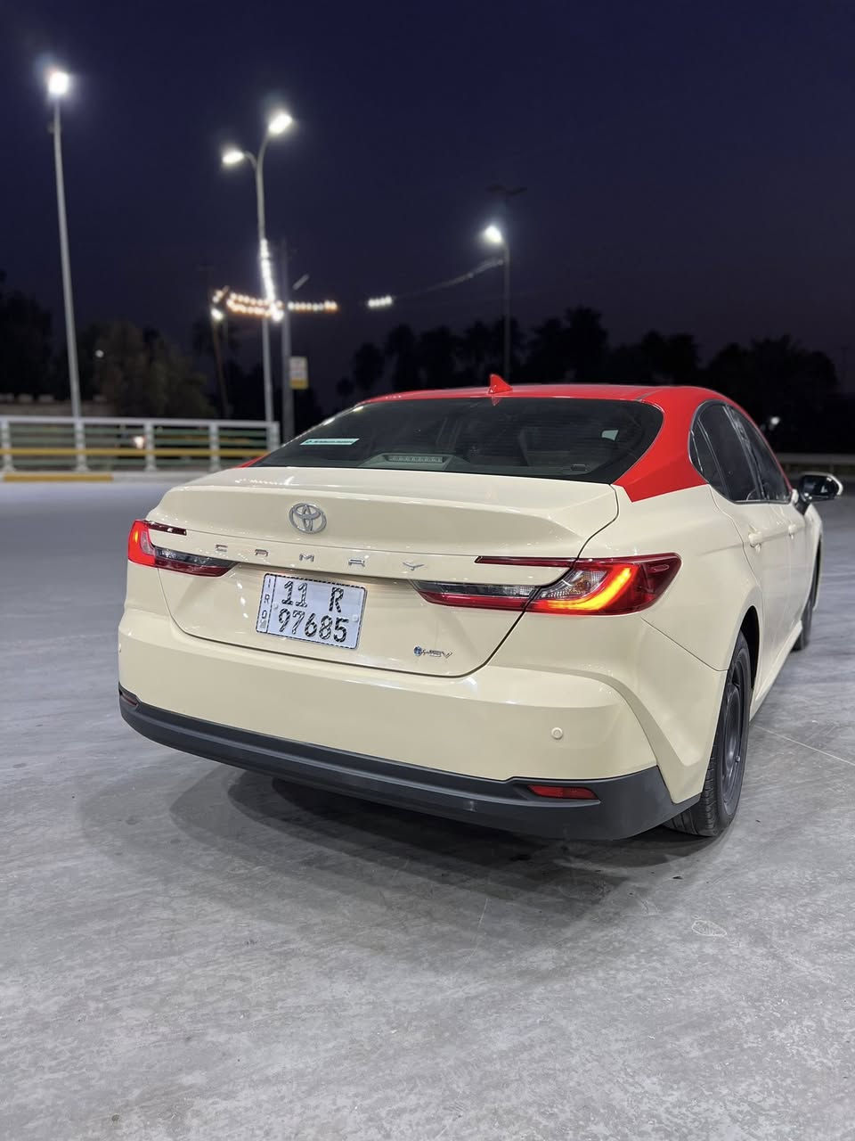 سلام عليكم 
كامري هايبرد تكسي دبي 
موديل 2025 اصل 
لون بيجي قمارة احمر اصل
ماشية 99الف حقيقي 
رقم بغداد دولي ب اسمي 
حادثه جاملغ وبنيد بدون دواخل + بيه صبغ 4 قطع اثر ستيكرات بدون حادث 
موصفات Le
بصمه تشغيل 
بصمه ابواب
اوتو هولد
وضعيات قيادة 
( Sport , Eco , Normal)
 بريك بصمه
شاشه + تحكم ستيرن جهتين
كار بلي
لايت زنون بلاد + لد نهاري 
سعر:193$ مجال بسيط
للاستفسار:***********
مكان السيارة: بغداد الشعب
