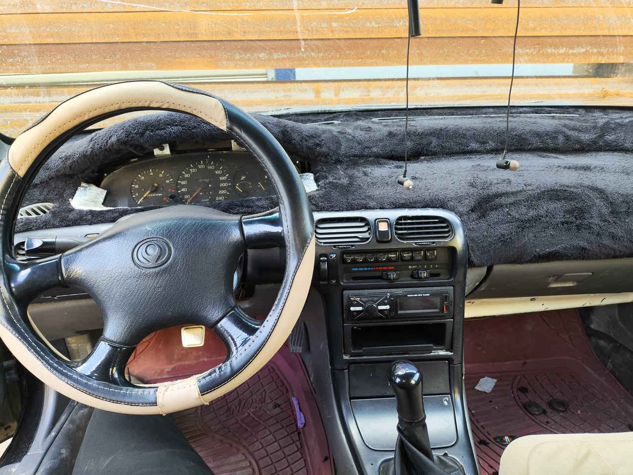 سەرەتا بەناوی ﴿ اللە ﴾
MAZDA FSUSYA 
بۆ فرۆشتن. سەیارەیەکی هەتابڵێی پاک ماوەتەوە..
هەر چوار جام کارەبای. تاقم کوشن بیلادی زۆر پاکە 
سبوغ. عام نیە بە عام دەی فرۆشم بێ سەقف.بێ دەعموو لێدران. 
مۆدێل ﴿1992﴾ ئاڕمووسەنەوی بەشەرت. 
مەکینە گێڕ بەشەرت. تەبرید ساردو 🥶و گەرم 😰مەزبووت 
تاقم ویل {alentray 2020} لەسەرە...
بێ قپوو قۆپ سەیارەکە زۆر ڕێکە.. 
دەعامی بۆ دەعامی بەشەرت..
                                                    46$ معامەلە 
☎️..***********
