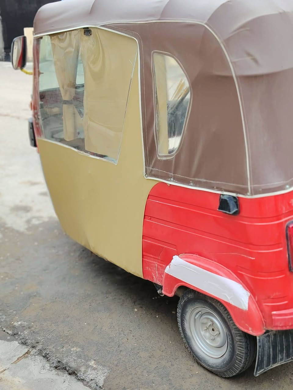 السلام عليكم تكتك للبيع موديل 2018 كاملة من كلشي مكانه بعقوبة خرنابات اتصل وتدلل ***********
