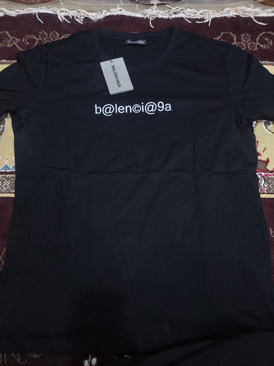 حبايب تشيرتات ماركة كلهن صنع ايطالي
بلنسياكا قياسها xl تجي بدون ياخه
فالنتينو قياس xl ياخه
كوجي قياس l ياخه


**إذا كنت صاحب هذا الإعلان وتريد حذفه لأي سبب، رجاءا أرسل رسالة إلى الدعم الفني**