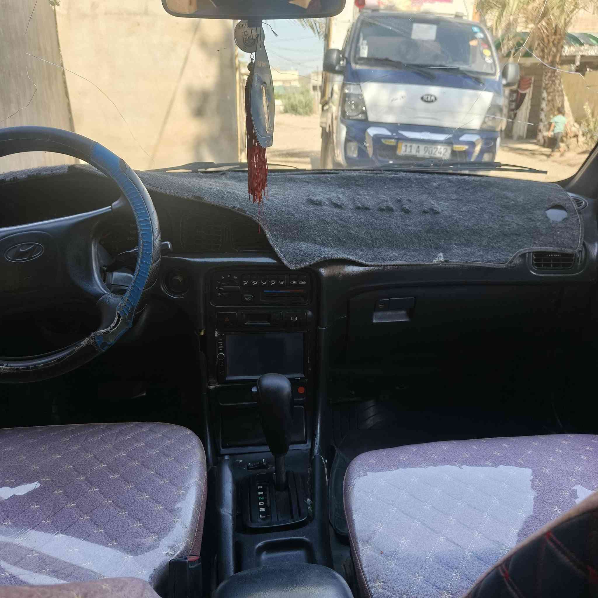 سانوتا موديل 1995 رقم نكليزي ديالى بااسمي سيارة مكينة وكير مكفولة وحدادة صدر أمام وخلفي كله جديد السعر 45 
***********
