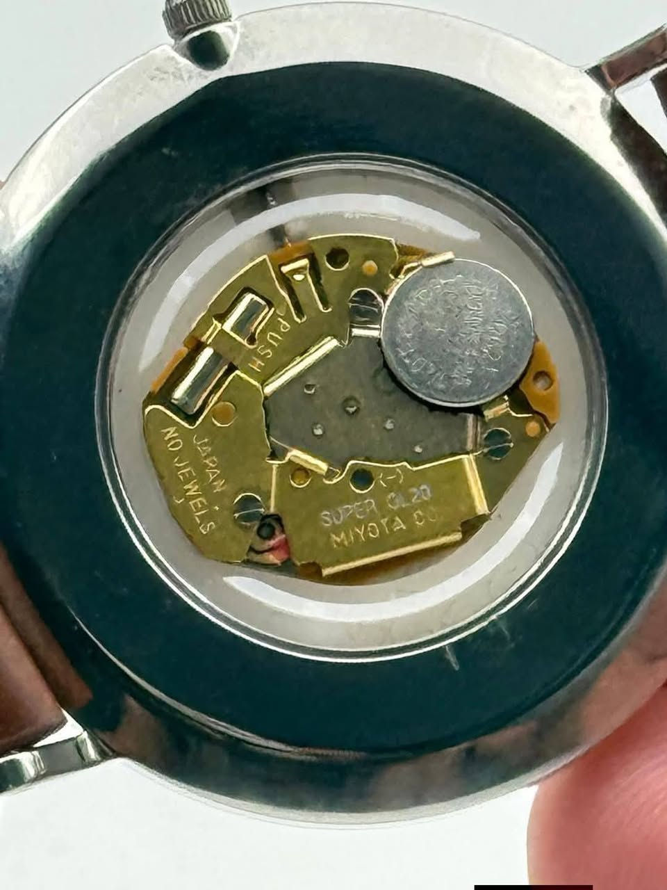 ساعة دانيال ويلينغتون السويديه كلاسيك شيفيلد بمينا سوداء وسوار جلدي أسود للرجال - DW00100133
القطر 38 
المكينة مايوتا اصلي ياباني 
رتيل الساعه 200$
جديد غير مستخدم  
السعر فقط  33  الف
 شامل التوصيل الحجز خاص


**إذا كنت صاحب هذا الإعلان وتريد حذفه لأي سبب، رجاءا أرسل رسالة إلى الدعم الفني**