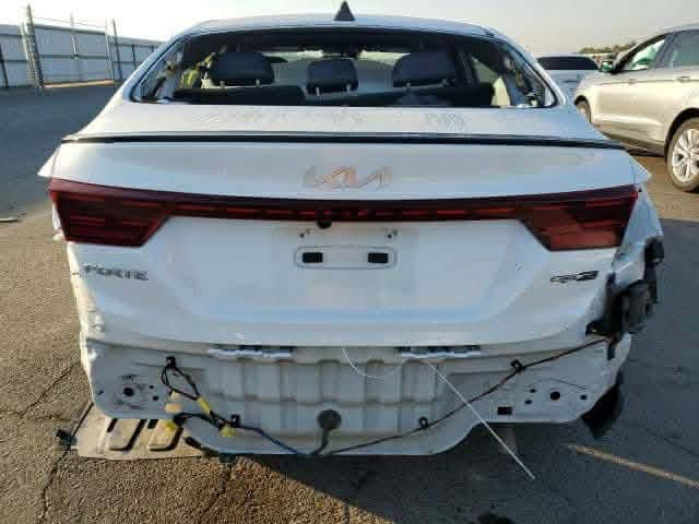 كيا فورتي٢٠٢٣

رقم بغداد 
لون ابيض صدفي
محرك الفين دوش يعني نوزلات 

المواصفات

فتحة 
شحن وايرليس

تشغيل عن بعد

تحكمات ستيرن 

تحديد مسار

رادار جانبي 

رادار امامي

بصمة تشغيل عن بعد. مع بصمة ابواب 

 كشنات كهرباء وتدفئة وتبريد

قطعتين تبريد

لايت لد 
بك لايت لد 

توقف ذاتي

اضواء ترحيب عند الاقتراب

ستيرن رياضي 

شاشة كبيرة  + كامره خلفية
ملاحضه الدعاميه الخلفيه والجامه الخلفيه راجعات نفسهن يعني ممبدلات 
للأستفسار ***********
