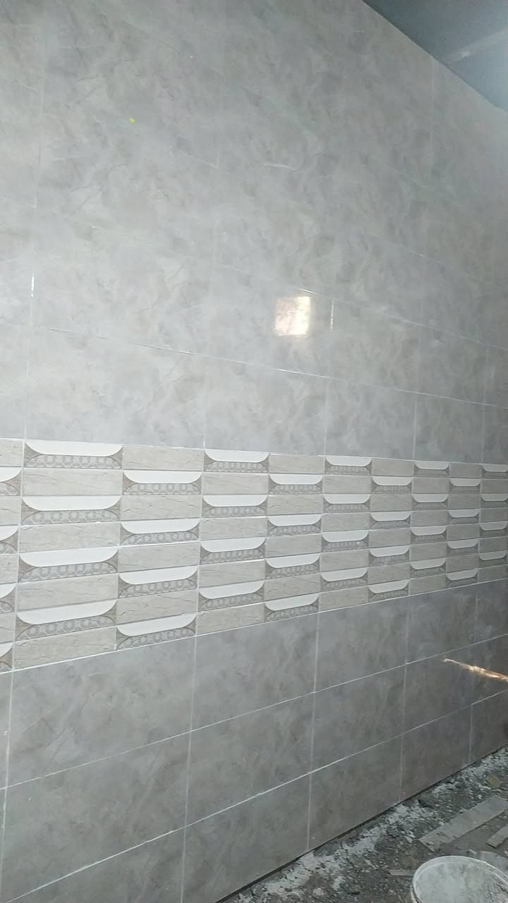 خلفت سيراميك جداري ورضي وجميع نواع سيراميك شتغل داخل البصرة قطعي وعل متر وبل يوميه  فقط داخل البصرة 
***********
عندي كادر تفليش وتصعيد المواد وتنظيف البيوت
عندي خلفت بناء والبخ ومعجون وبياض وصبغ
