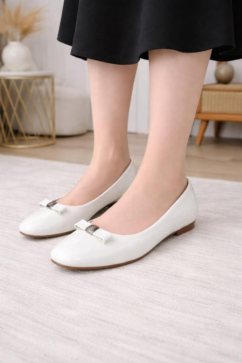 جديد الاصالة 🆕
حذاء نسائي فلات روغان 💯
طبي أصلي كوالتي عالي قطعة مميزة وراقية✅
القياس : ( 37 - 38 - 39 - 40 - 41 ) ❤️
العنوان : الانبار - هيت - الچري - داخل عمارة النشوة🏠


**إذا كنت صاحب هذا الإعلان وتريد حذفه لأي سبب، رجاءا أرسل رسالة إلى الدعم الفني**