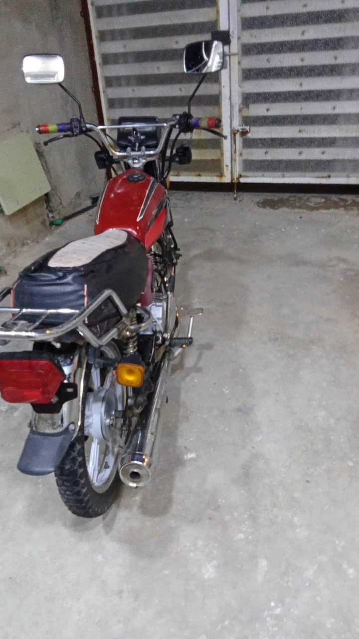 السلام عليكم دراجه يراني للبيع


**إذا كنت صاحب هذا الإعلان وتريد حذفه لأي سبب، رجاءا أرسل رسالة إلى الدعم الفني**