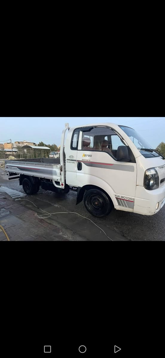 كيه حمل للبيع موديل 14سياره خير منالله السياره جاهزه كبل لشغل السعر98رقم ***********
