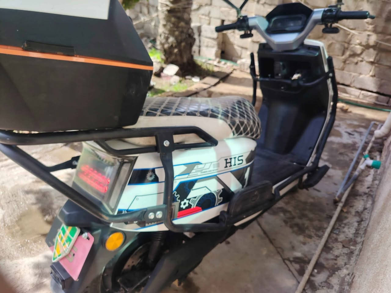 دراجة شحن وحش الكون His
6 بطاريات كبار بحاله جيده
شغاله كامله فقط السرعه ثابته على الثالثه
السعر 600 وبيها مجال
عنوان بغداد ابو غريب Colombo, Sri Lanka


**إذا كنت صاحب هذا الإعلان وتريد حذفه لأي سبب، رجاءا أرسل رسالة إلى الدعم الفني**