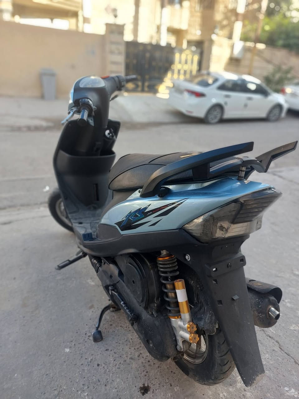 سلام عليكم دراجة ماكس عدلة للبيع نكرة سلف كهربائية كلة شغال دراجة بعدة جديد بيها تزويد اصلي دراجة بوشة 55 نضيف حيل شلعة ومعدل ما ناقصة شي فقط سايق *********** للاستفسار السعر 600 وبيهة مجال
