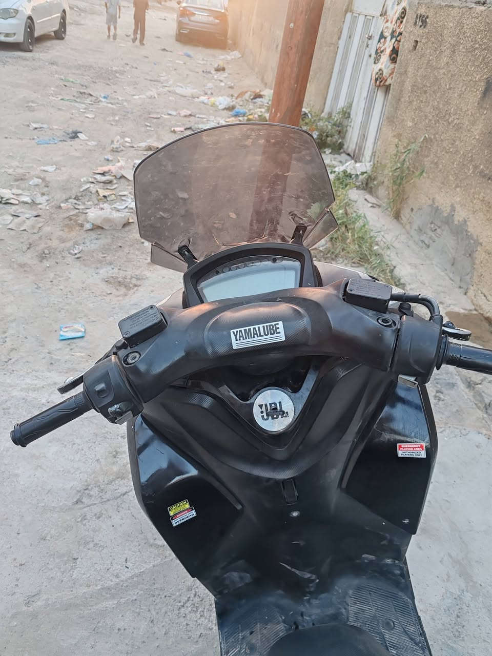 بيع سريع جوة السوك
السعر400 الف قفل 
تريسيتي (Yamaha Tricity ثلاثيه
عاطله شباب طفت بيه ضلت ادير سلف ادير بس متشتغل كوم حديد 
ستان حساس لايت لد كهربيات وكلشي بيها شغال نوزل الدراجه
مكاني الدراجه البياع الشهداء
مقابيل علوة البديري ***********
