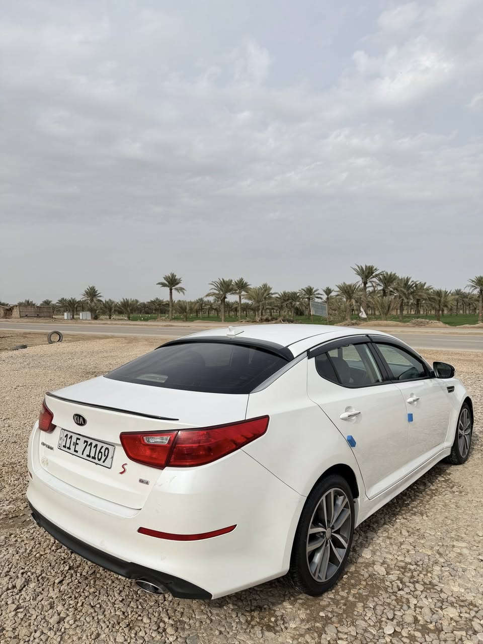 السلام عليكم اوبتما 2015 امريكي
الضرر جاملغ وشويه من البنيد بدون دواخل رقم بغداد بسمي السياره كير مكينه خير من الله جاهزه وهيه معروفه موصفاتها 
العنوان بابل المدحتيه السعر ١٢٧ بيها مجال قليل 
***********
