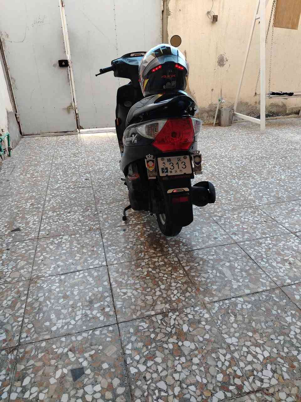 سلام عليكم شباب كمكو في 2نضيفة فول مديل ١١ ماشيه ١٣ الف منضومة زنون كاملة + كماليات شوفهن بل صوره رقمي *********** سعر خاص
مكاني نجف
