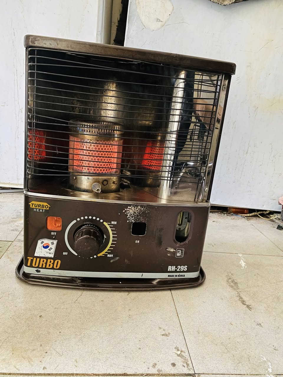 صوبه شغاله بشرط كل عيب مابيهااا لا هيس ولاغاز نوعيه توربو  السعر 40  الشراي يتصل ع رقم ***********
