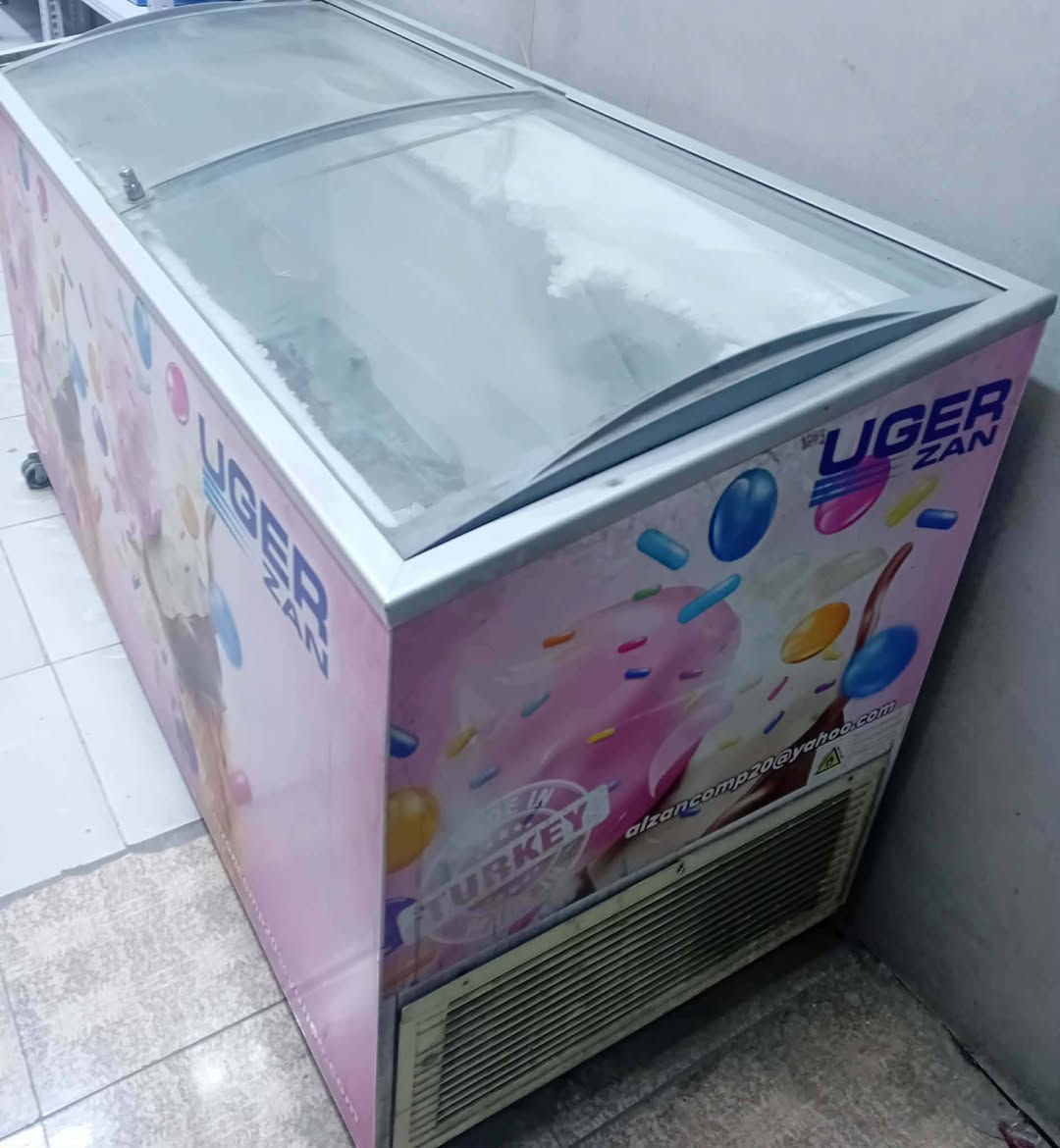 عارضة طرحية حديثة الاستعمال لبيع لتفاصيل اكثر التواصل مع هذا الرقم ***********
