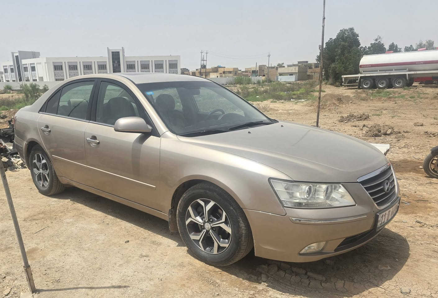 السلام عليكم من رخصت الأدمن 
سوناتا 2007 رقم بغداد بسمي 
محدثه 2010 محرك 6 سلندر بيه منضومه غاز ماشيه 153 حقيقي ترايهه مال زيرو مصبوغه حزام ضرره جاملغ امامي بدون اي دواخل كله ليبل واحد السياره كير محرك  تبريد حداده كفاله  جاهزه للأخير مابيه نقص برغي سعره 90 وبيه مجال قليل   مكاني التاجي سبع البور  
 هذا رقمي ***********
***********
