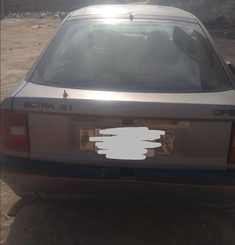 اوبل فكترا رقم نجف راعيها موجود نواقصها كهربائيات ابطاين بيبان.. مكينه شغاله محرك كير السياره شغاله.. السعر ١٥ ورقه وبيها مجال تواصل خاص او عل رقم ***********
