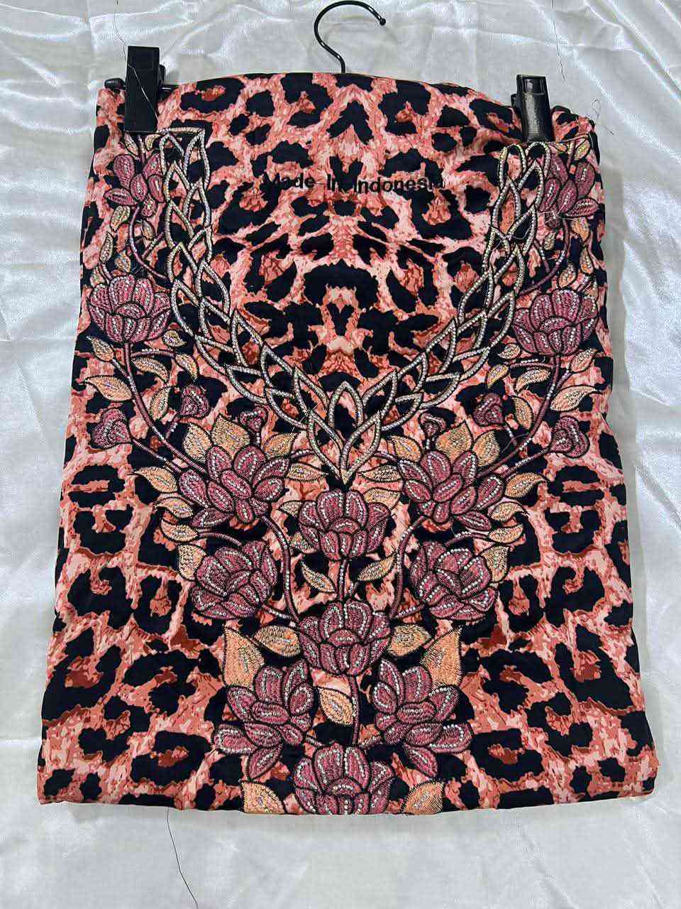 مخاورالعيد  تايكر فقط مخيطه وجاهزه بدون شال  تلبس من وزن ٥٥ال ٩٩كيلو الدرزن ١٨٥الف 
يرهم نص درزن ب ٩٣الف والتوصيل ٣خلال شهر رمضان سارع بالحجز كميه محدوده النجف, العراق


**إذا كنت صاحب هذا الإعلان وتريد حذفه لأي سبب، رجاءا أرسل رسالة إلى الدعم الفني**