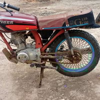 دراجة للبيع كلك كلك السعر 200وبيه مجال 07831992703