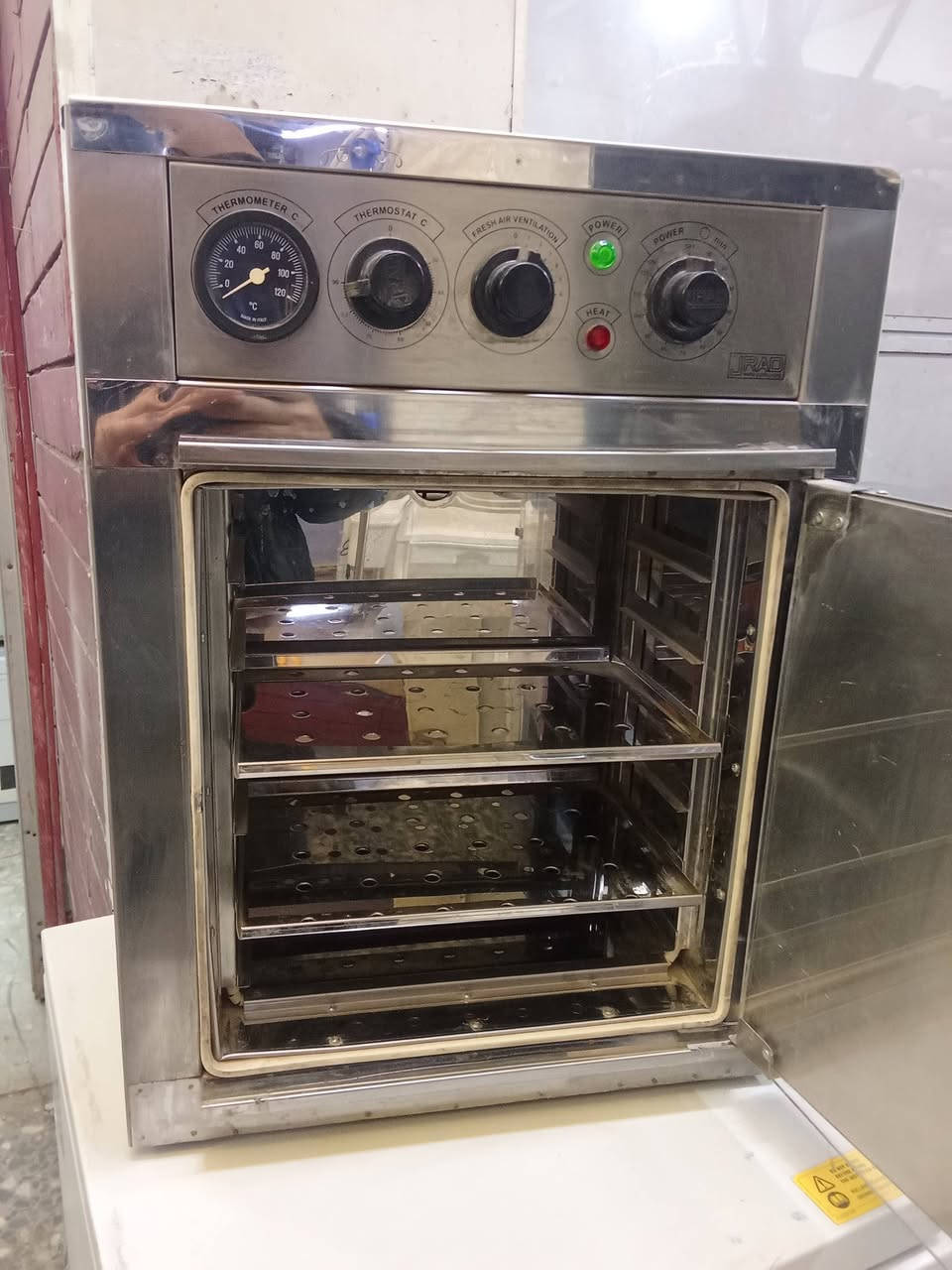 حضنه جديده السعر 150 قفل الاستفسار عن رقم الواتساب
‏‪0771 578 6938‬‏
