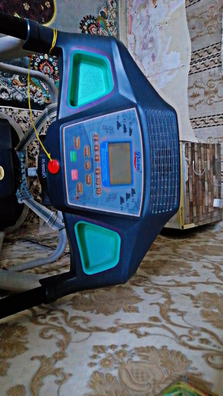 السلام عليكم عيني عندي جرايه نضيفه 
البيع تحمل وزن 200وفوق السعر 200وبيه مجال بسيط الاستفسار 
***********
