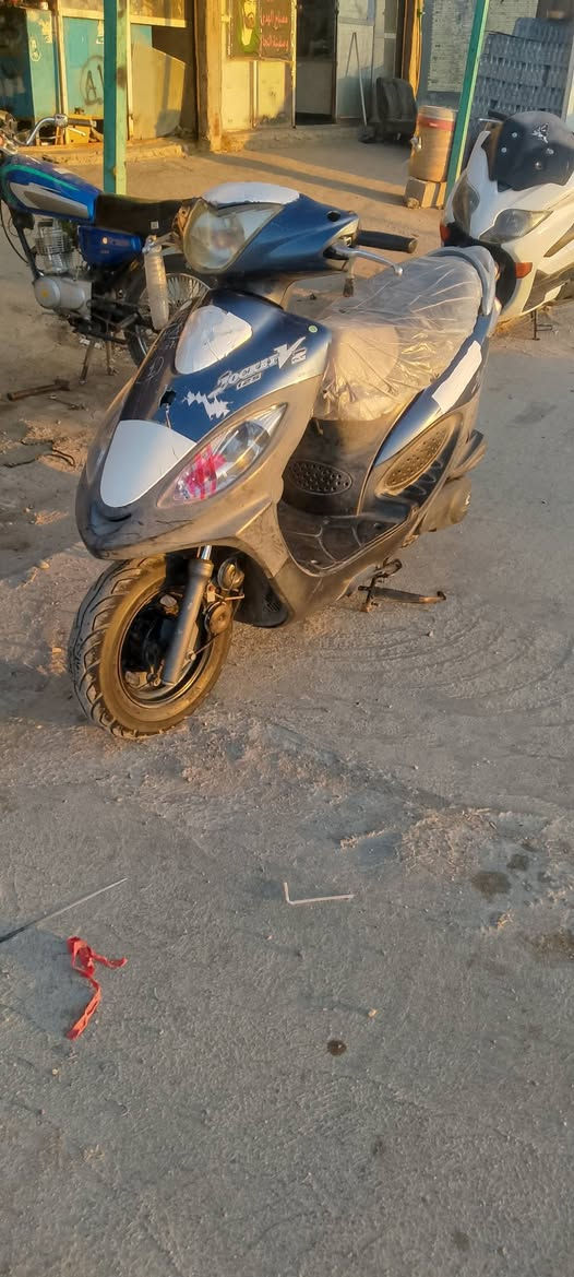 سلام عليكم دراجه كامكو في تو نثيه 14دراجه مبدل بس زنجيل دراجه خير من الله شلعه ومعدل وتجي وشوف ودراجه ناعمه سعر575وبيه مجال قليل مكاني رفاعي او مراوس بيراني كلك اوراق عادي حربي بس كون نضيفه حته لو اطي فرق


**إذا كنت صاحب هذا الإعلان وتريد حذفه لأي سبب، رجاءا أرسل رسالة إلى الدعم الفني**